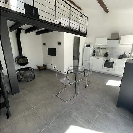 Holiday home Petite Maison A La Loubiere Avec Jardin, Clim Et Parking Toulon